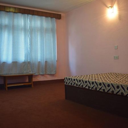 Hotel Triratna Катманду Экстерьер фото