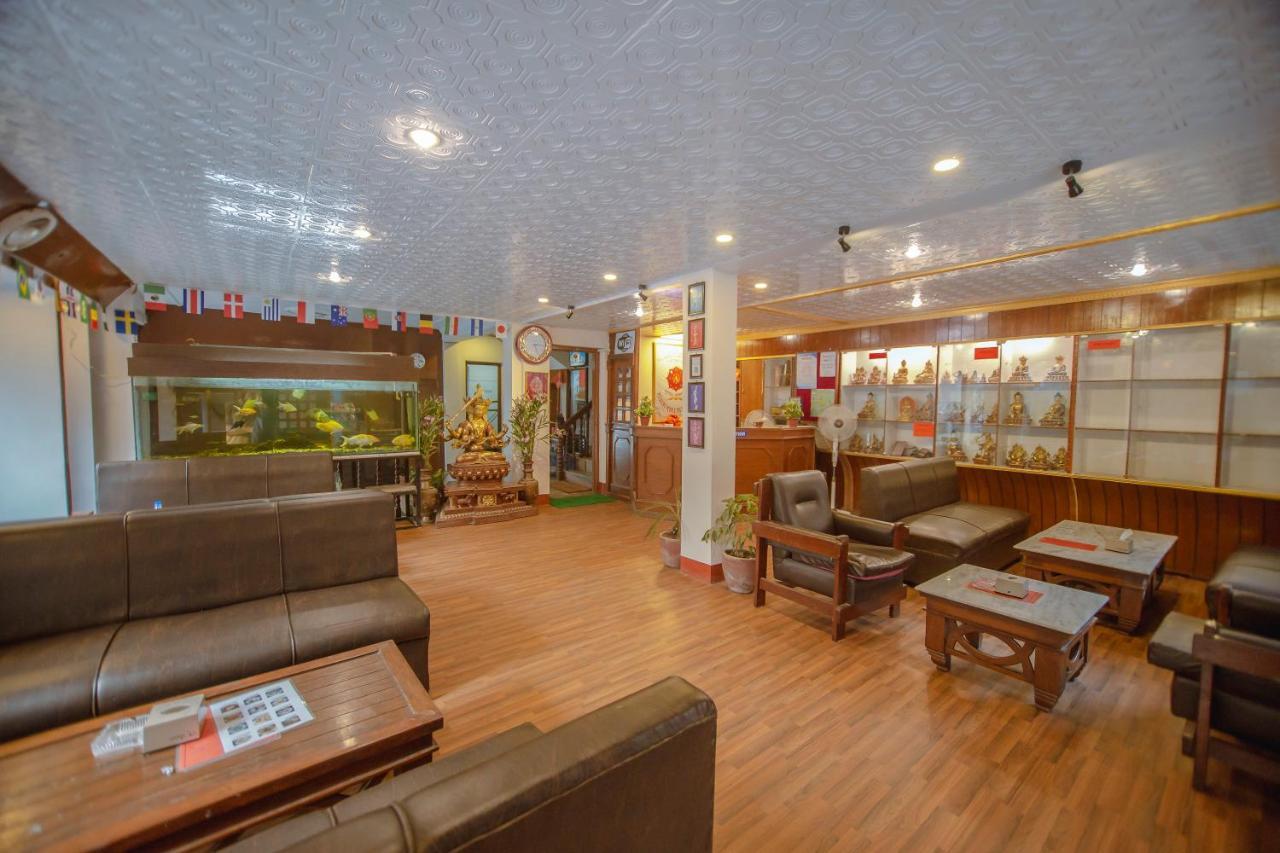 Hotel Triratna Катманду Экстерьер фото