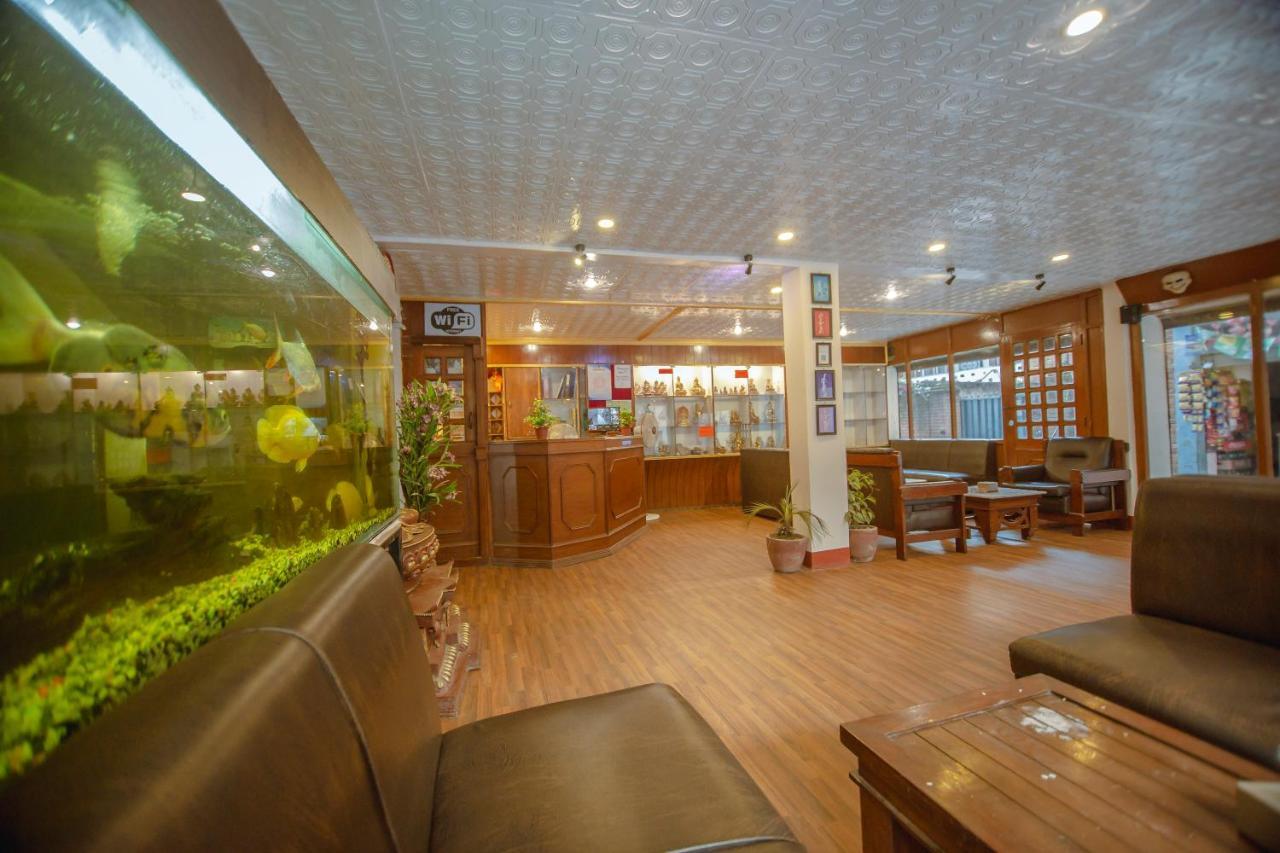 Hotel Triratna Катманду Экстерьер фото
